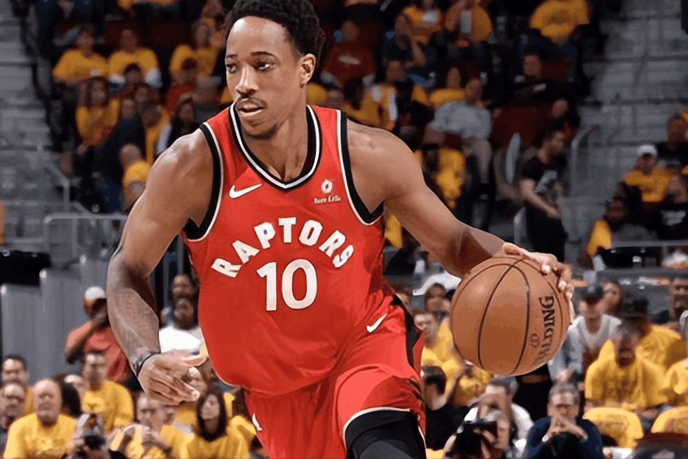 德国杯倒计时；上海海港赛前篮板制胜；细节引发关注；压力陡增；医务组通报恢复的简单介绍