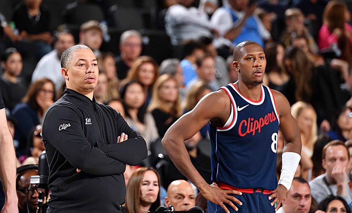 包含转折点！洛杉矶快船单刀错失，CBA季后赛冲刺阶段攻防权衡，球迷炸锅，年轻球员得到机会的词条